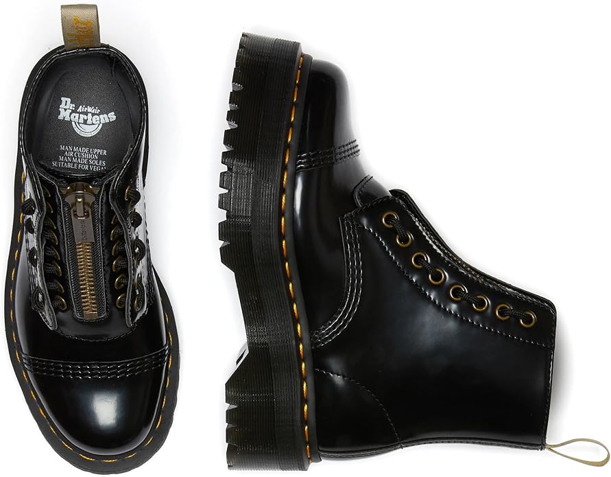 Dr. Martens Plateau Stiefeletten – Pebble Leather Edition